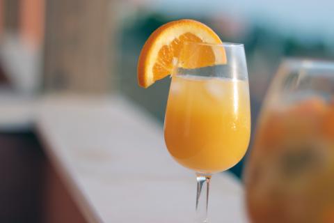 Orange juice. The Thai for "orange juice" is "น้ำส้ม".